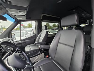 2022 Mercedes-Benz Sprinter 2500   - Photo 30 - Miami, FL 33147