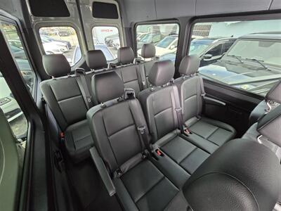 2022 Mercedes-Benz Sprinter 2500   - Photo 20 - Miami, FL 33147