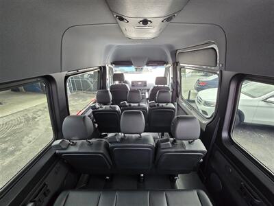 2022 Mercedes-Benz Sprinter 2500   - Photo 4 - Miami, FL 33147