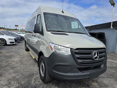 2022 Mercedes-Benz Sprinter 2500   - Photo 13 - Miami, FL 33147