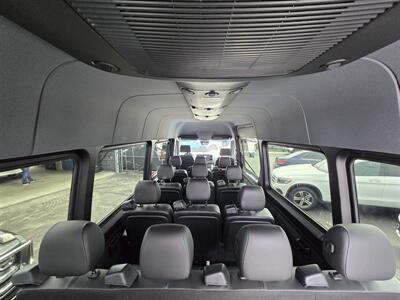 2022 Mercedes-Benz Sprinter 2500   - Photo 11 - Miami, FL 33147