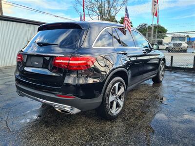 2019 Mercedes-Benz GLC GLC 300   - Photo 15 - Miami, FL 33147