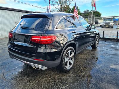 2019 Mercedes-Benz GLC GLC 300   - Photo 16 - Miami, FL 33147