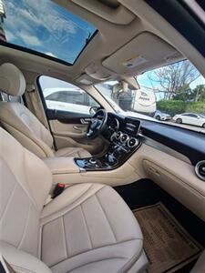 2019 Mercedes-Benz GLC GLC 300   - Photo 30 - Miami, FL 33147