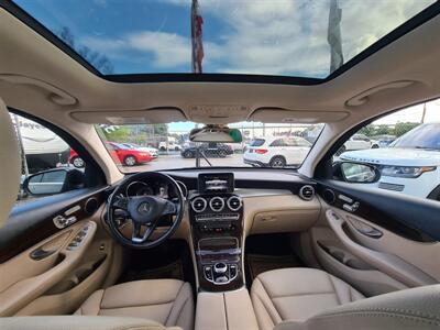 2019 Mercedes-Benz GLC GLC 300   - Photo 27 - Miami, FL 33147