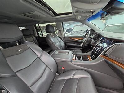 2019 Cadillac Escalade ESV Luxury   - Photo 27 - Miami, FL 33147