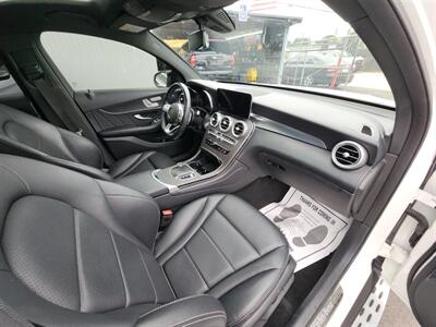 2021 Mercedes-Benz GLC GLC 300 4MATIC   - Photo 22 - Miami, FL 33147