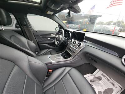 2021 Mercedes-Benz GLC GLC 300 4MATIC   - Photo 11 - Miami, FL 33147