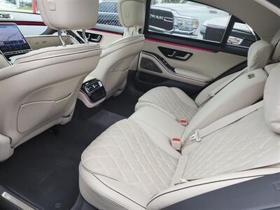 2022 Mercedes-Benz S 580 4MATIC - Photo 2 - Miami, FL 33147