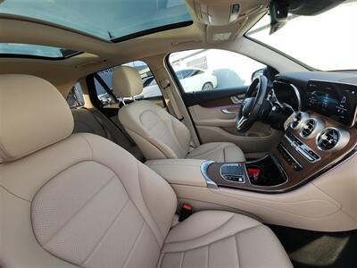 2022 Mercedes-Benz GLC GLC 300 4MATIC - Photo 9 - Miami, FL 33147