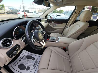 2022 Mercedes-Benz GLC GLC 300 4MATIC - Photo 2 - Miami, FL 33147