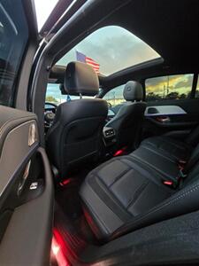 2025 Mercedes-Benz AMG GLE 63 S   - Photo 19 - Miami, FL 33147