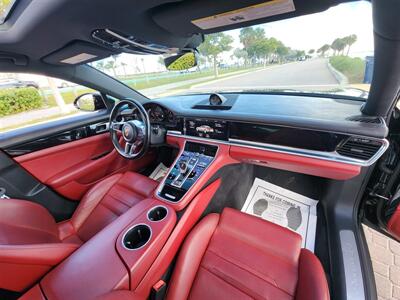 2020 Porsche Panamera 4 Executive   - Photo 8 - Miami, FL 33147