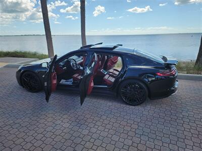 2020 Porsche Panamera 4 Executive   - Photo 17 - Miami, FL 33147