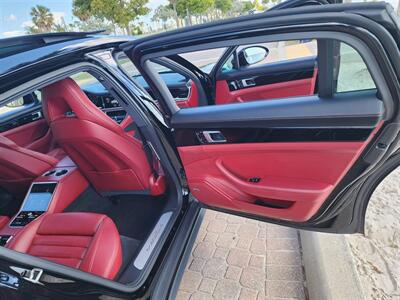 2020 Porsche Panamera 4 Executive   - Photo 13 - Miami, FL 33147