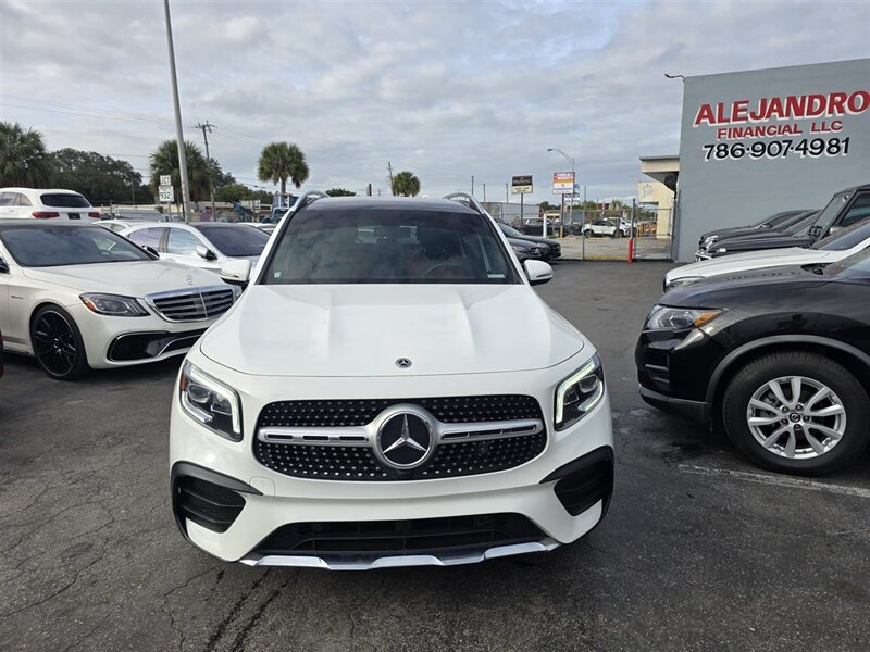 2021 Mercedes-Benz GLB Base photo 24