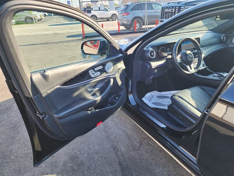 2020 Mercedes-Benz E-Class E350 - Photo 12