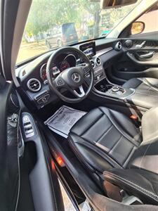 2017 Mercedes-Benz C 300 Sport   - Photo 6 - Miami, FL 33147