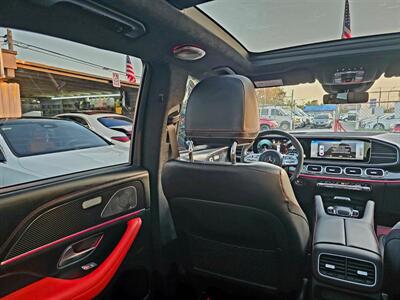 2022 Mercedes-Benz AMG GLE 63 S - Photo 2 - Miami, FL 33147