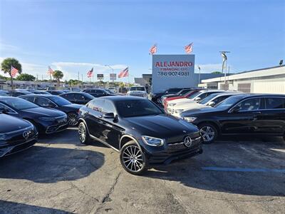 2021 Mercedes-Benz GLC GLC 300 4MATIC   - Photo 1 - Miami, FL 33147