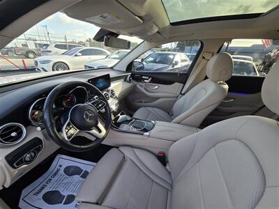 2021 Mercedes-Benz GLC GLC 300   - Photo 2 - Miami, FL 33147
