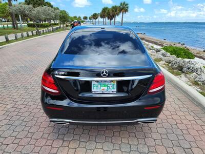 2019 Mercedes-Benz E 300 4MATIC   - Photo 17 - Miami, FL 33147