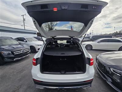 2018 Mercedes-Benz GLC GLC 300   - Photo 7 - Miami, FL 33147