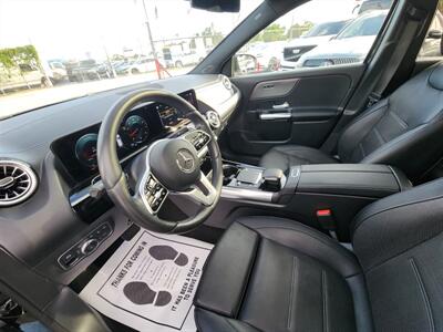 2022 Mercedes-Benz GLA GLA 250 4MATIC - Photo 2 - Miami, FL 33147