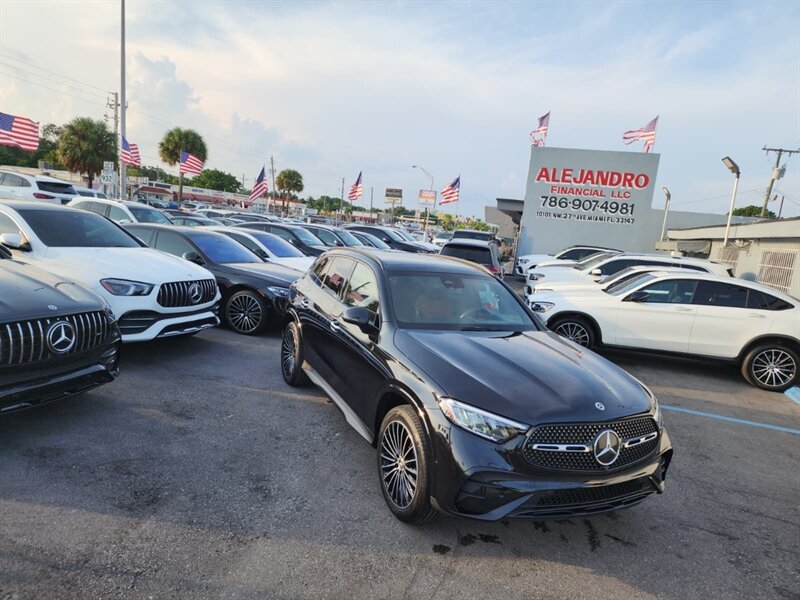 2025 Mercedes-Benz GLC GLC 300  