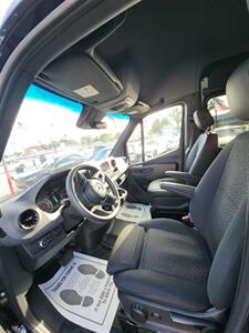 2024 Mercedes-Benz Sprinter 2500 - Photo 11 - Miami, FL 33147