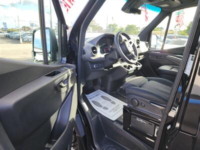 2024 Mercedes-Benz Sprinter 2500 - Photo 19 - Miami, FL 33147