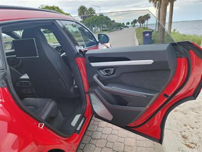 2020 Lamborghini Urus   - Photo 13 - Miami, FL 33147