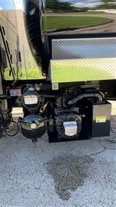 2013 Interational 4300   - Photo 12 - Miami, FL 33147