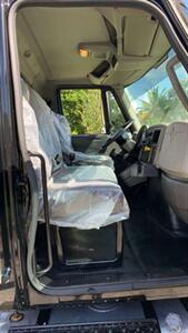 2013 Interational 4300   - Photo 7 - Miami, FL 33147