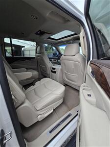 2016 Cadillac Escalade ESV Premium Collection   - Photo 21 - Miami, FL 33147