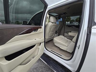 2016 Cadillac Escalade ESV Premium Collection   - Photo 13 - Miami, FL 33147