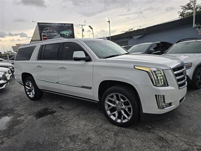 2016 Cadillac Escalade ESV Premium Collection   - Photo 31 - Miami, FL 33147