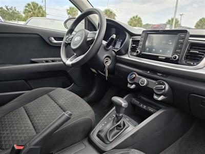 2020 Kia Rio LX Plus   - Photo 17 - Miami, FL 33147