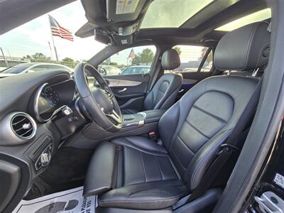 2021 Mercedes-Benz GLC GLC 300   - Photo 2 - Miami, FL 33147