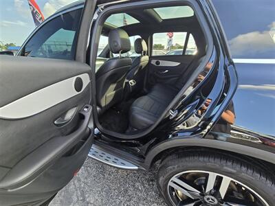 2021 Mercedes-Benz GLC GLC 300   - Photo 13 - Miami, FL 33147