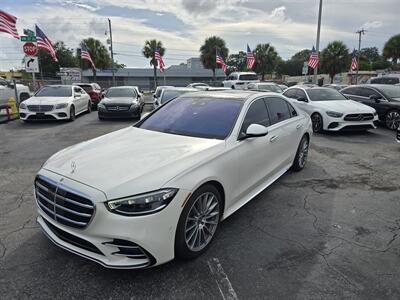 2022 Mercedes-Benz S 580 4MATIC   - Photo 4 - Miami, FL 33147