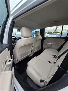 2020 Mercedes-Benz GLB GLB 250   - Photo 6 - Miami, FL 33147