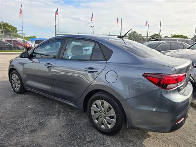 2019 Kia Rio S   - Photo 10 - Miami, FL 33147