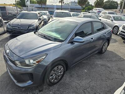 2019 Kia Rio S   - Photo 13 - Miami, FL 33147