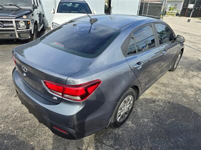 2019 Kia Rio S   - Photo 3 - Miami, FL 33147