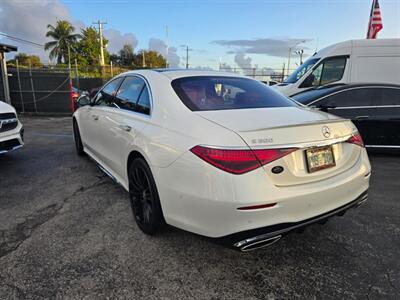 2022 Mercedes-Benz S 500 4MATIC   - Photo 2 - Miami, FL 33147