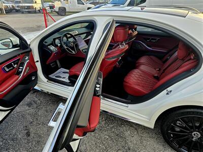 2022 Mercedes-Benz S 500 4MATIC   - Photo 4 - Miami, FL 33147