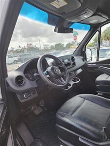 2020 Mercedes-Benz Sprinter 2500 - Photo 12 - Miami, FL 33147
