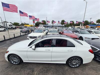 2021 Mercedes-Benz C 300 4MATIC   - Photo 15 - Miami, FL 33147