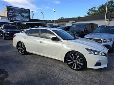 2020 Nissan Altima 2.5 SR   - Photo 8 - Miami, FL 33147